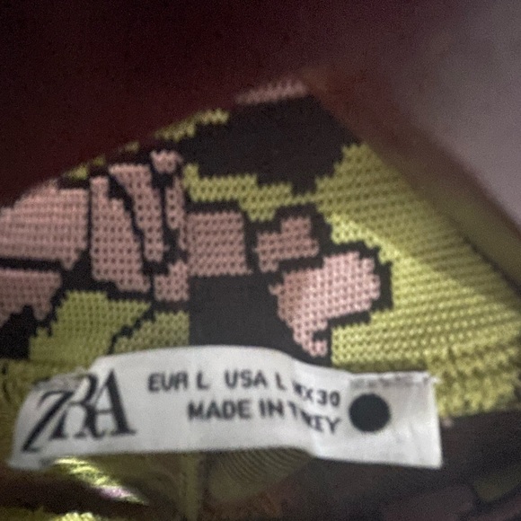 Zara Top, Large - Picture 3 of 3